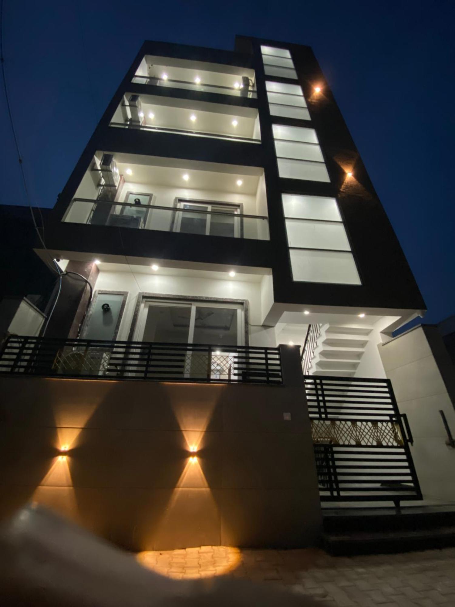 Royal Park Inn Greater Noida Exteriör bild